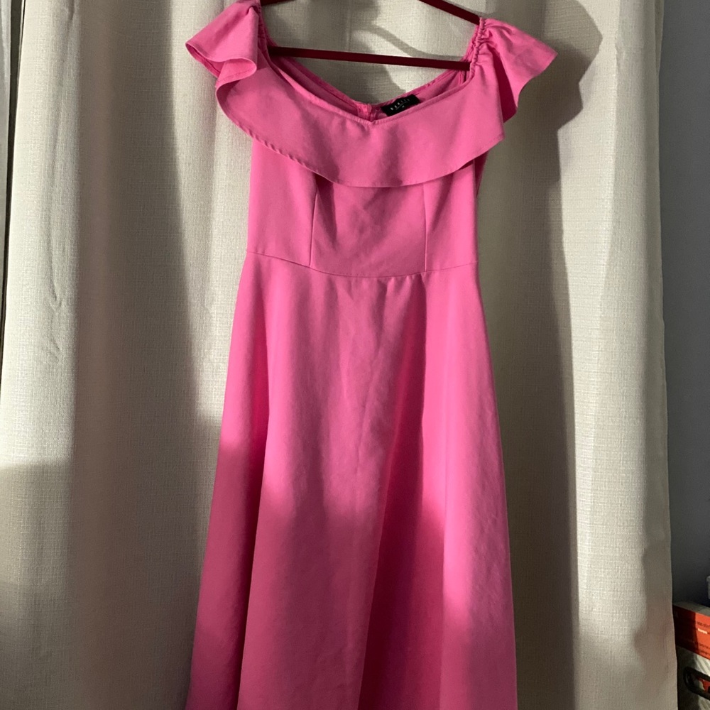 Shoulder off A-line pink dress, S/M